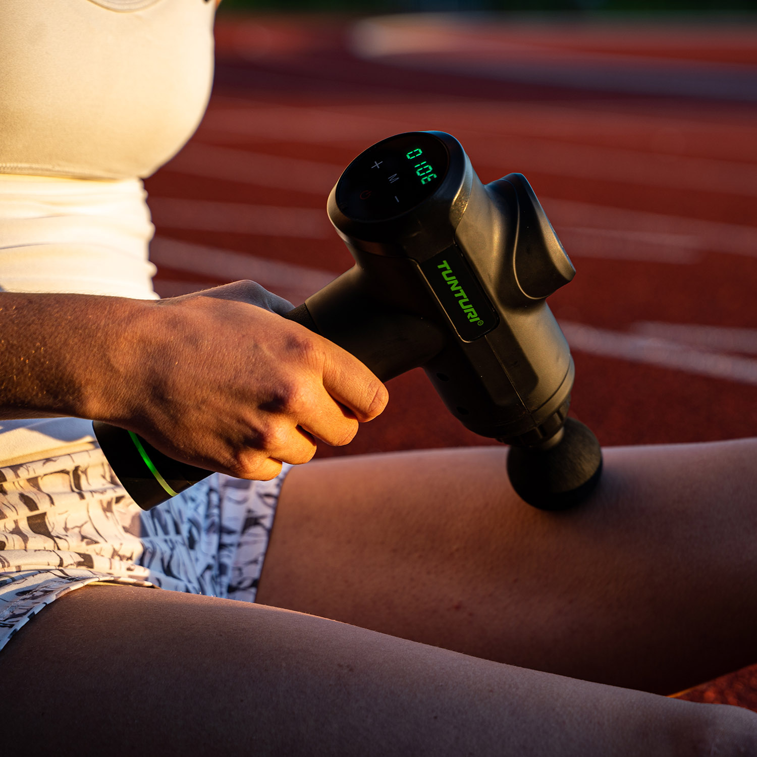 Massaažipüstol Tunturi MG50 Massage Gun