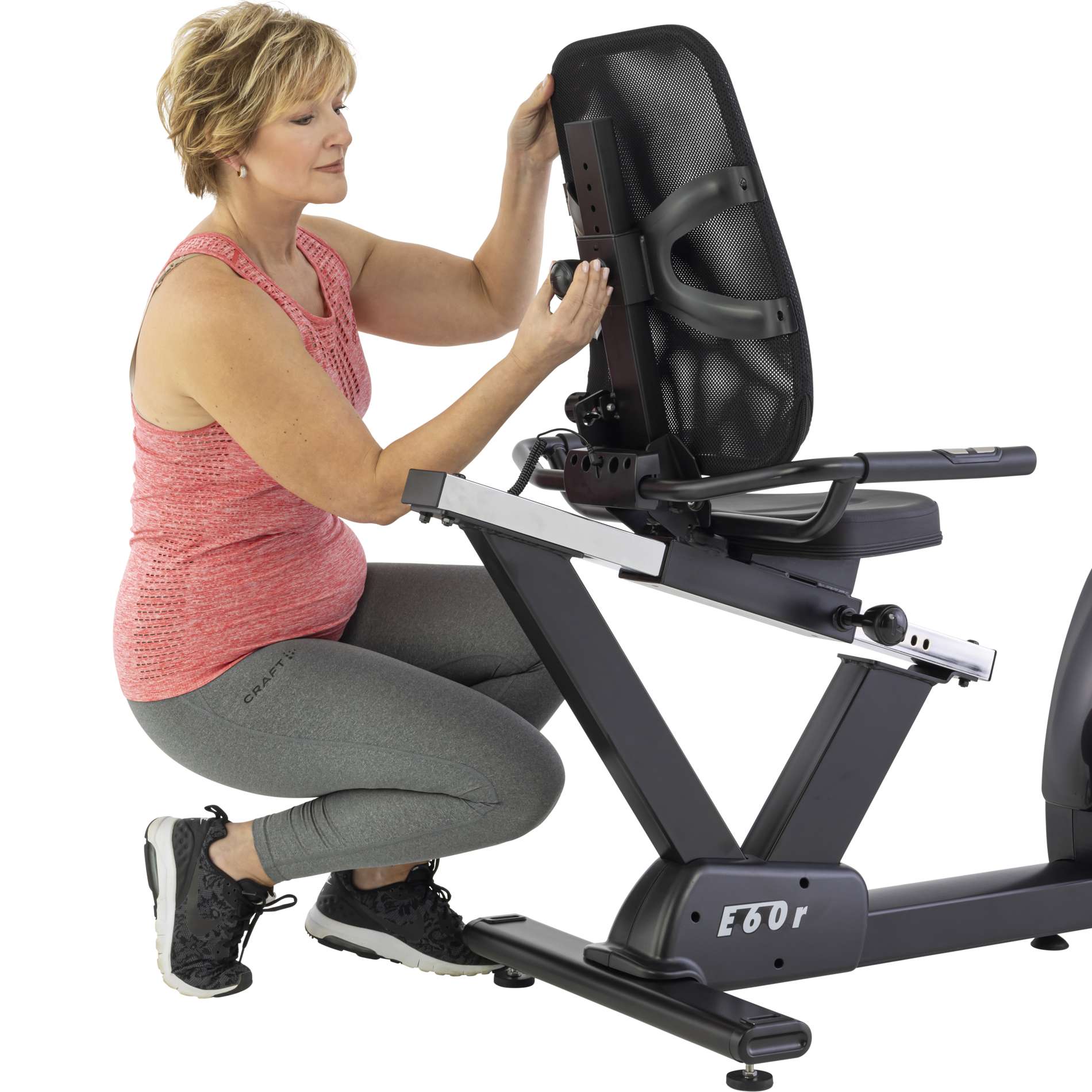Velotrenažöör TUNTURI Signature E60R Recumbent Bike