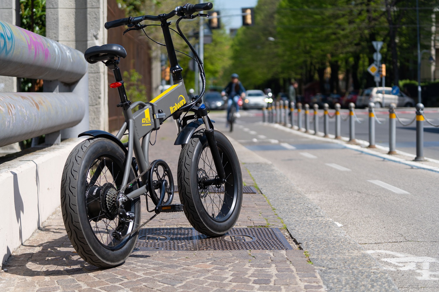 Kokkupandav elektrijalgratas ITALWIN K2 XL (36V / 10,5 Ah), valge