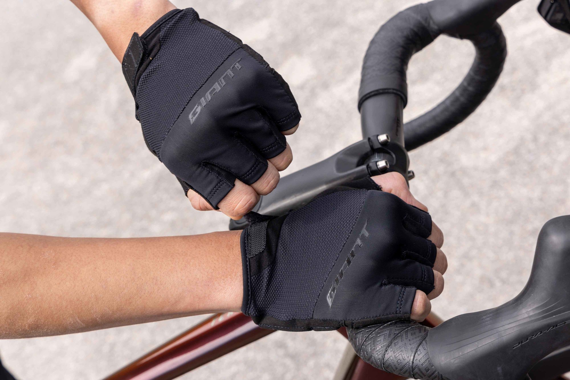 Kindad GIANT Cima SF, Black (L)