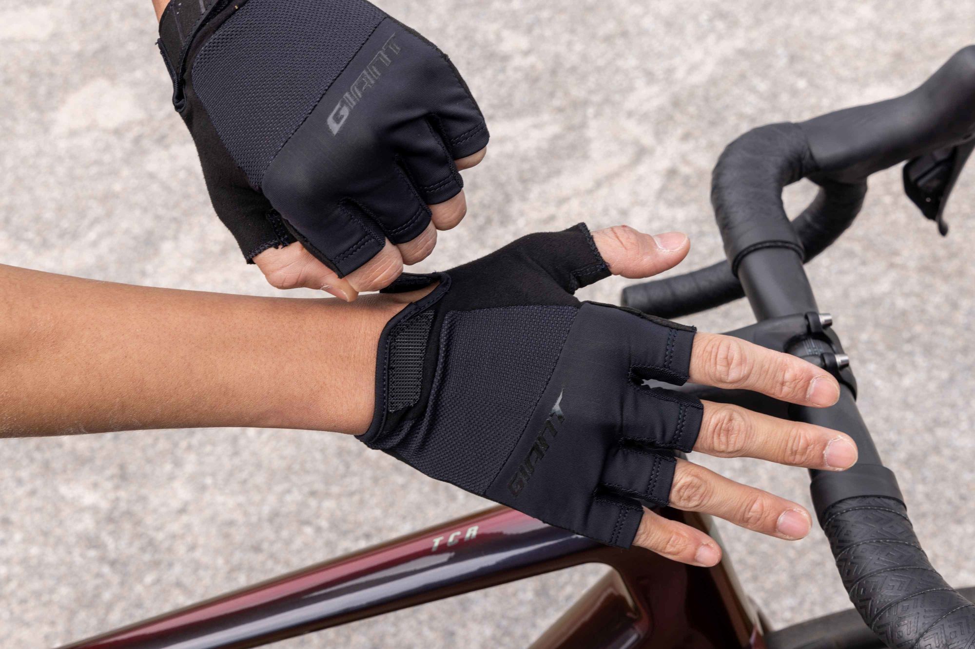 Kindad GIANT Cima SF, Black (L)