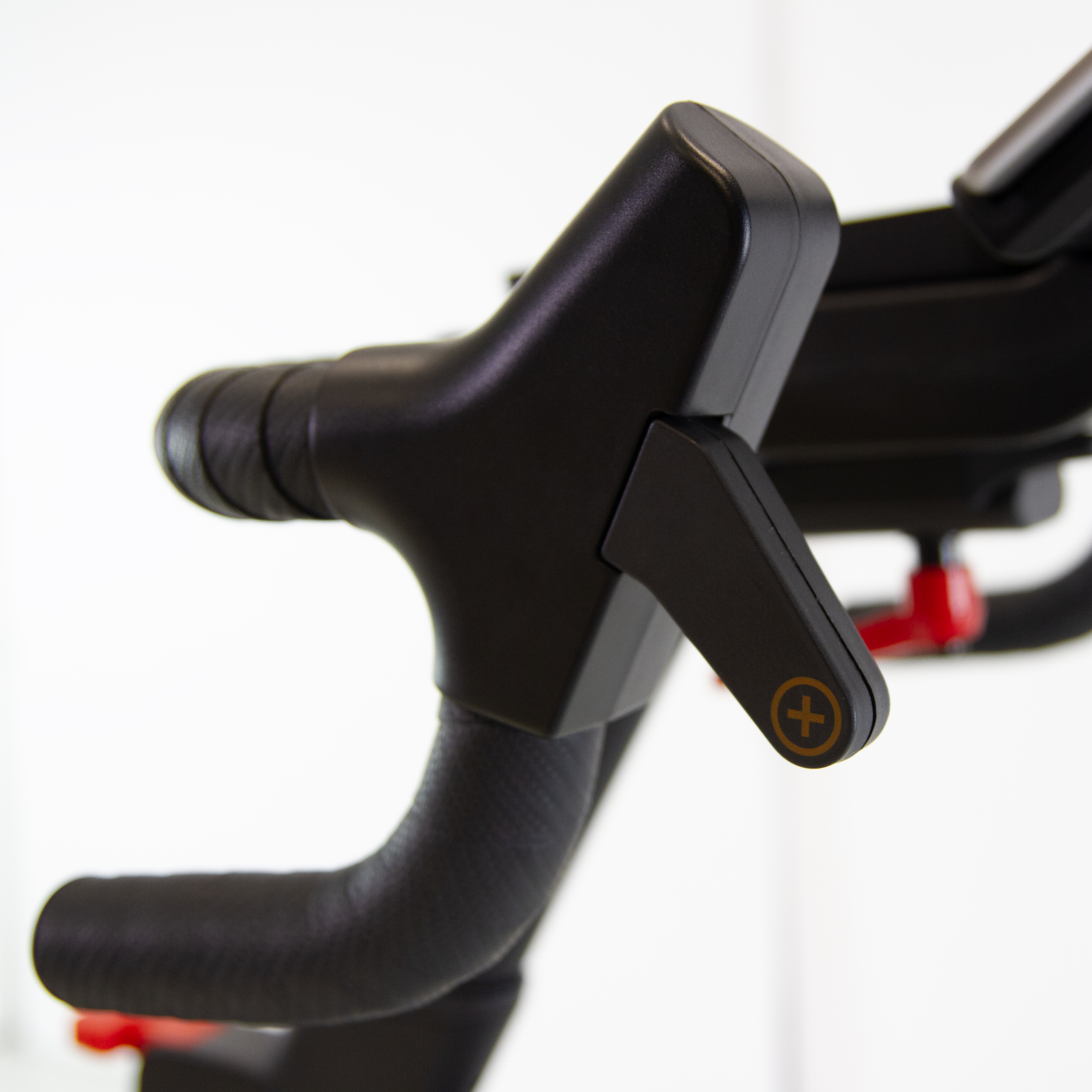 Velotrenažöör BH FITNESS Lyon Climber Multimedia