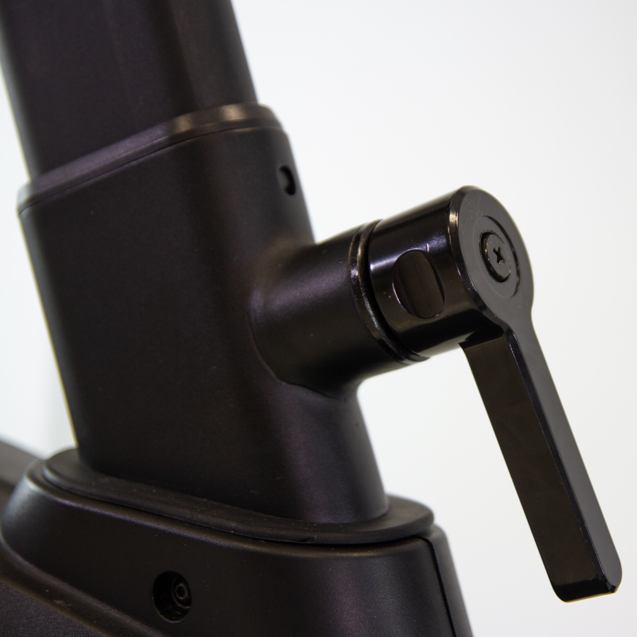Velotrenažöör BH FITNESS Lyon Climber Multimedia